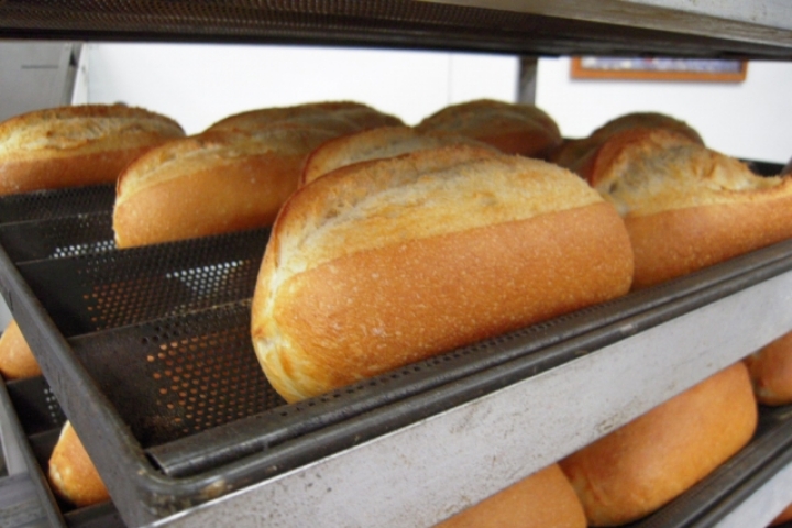 パン製造小売